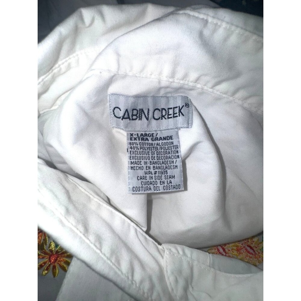 White Cabin Creek Embroidered Floral Button-Up Shirt XL Long Sleeves Cotton Blen - Picture 2 of 5